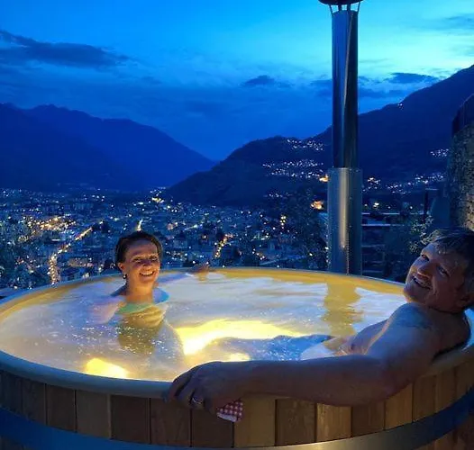 Ca Rossa - Experience Suite Bed and breakfast 4*