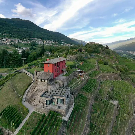 Ca Rossa #suite&breakfast Bed and breakfast Sondrio